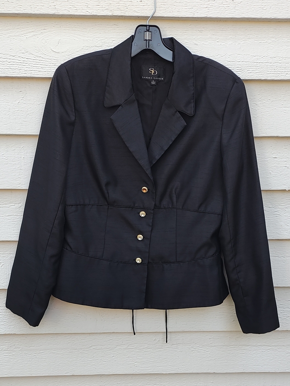 Sandra Darren Black Tailored Women's Blazer with Gold-Tone Buttons